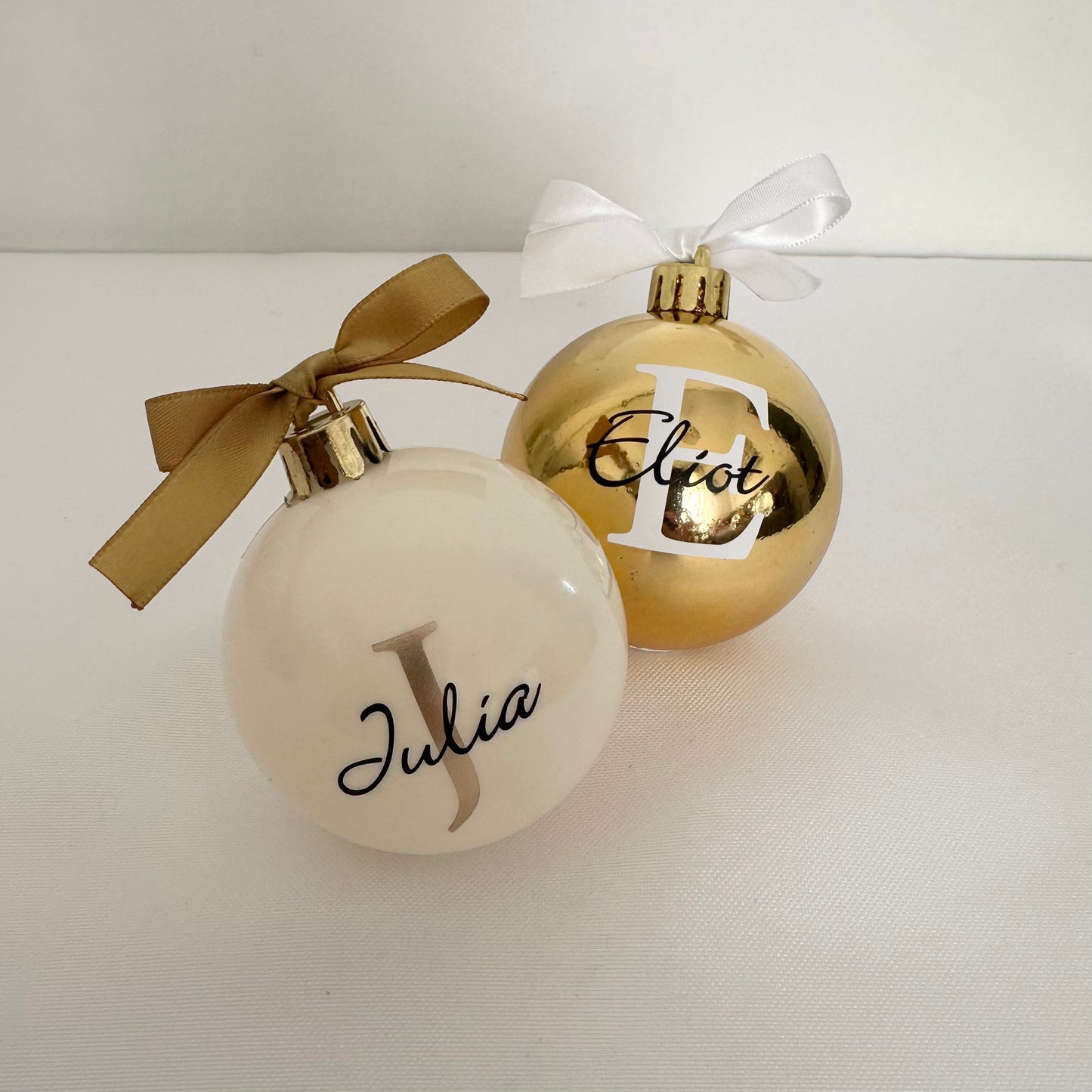 Boule de Noël en plastique