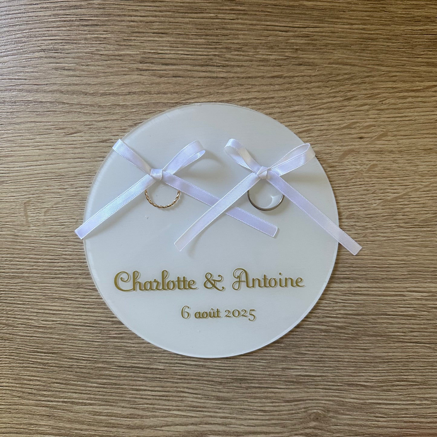 Porte-alliances en plexi
